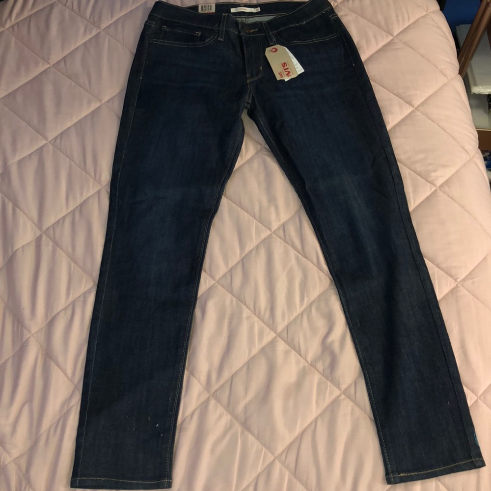 NWT Levi’s Women 711 Skinny Jeans